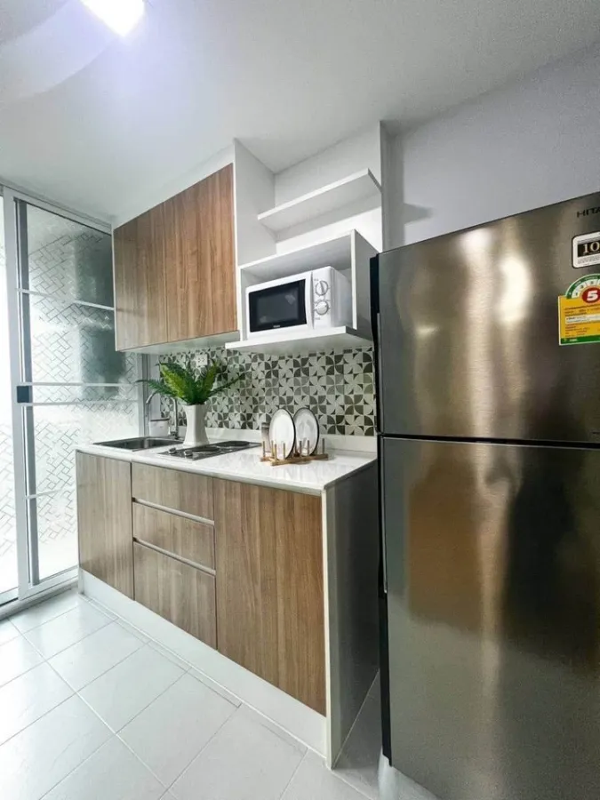 For rent, The One Plus Srinakarin, fully furnished with a whole set of furniture and complete sets of electrical appliances. If interested, book now.
