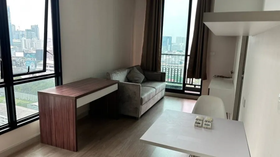 ให้เช่า คอนโด เดอะ แคปิตอล ราชปรารภ-วิภา ตกแต่งแน่น เฟอร์นิเจอร์ เครื่องใช้ไฟฟ้าครบ พร้อมเข้าอยู่
