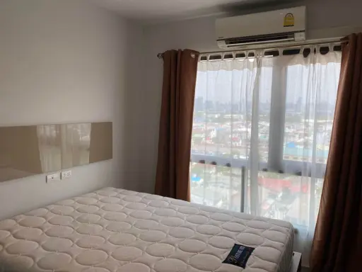 For Sale The Stage Taopoon Interchange the room is ready sofa bed You can carry your bag in.