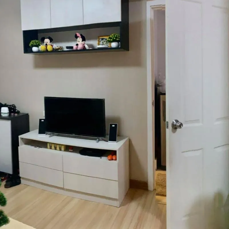 ห้องนี้แต่งได้น่ารัก ฟรุ้งฟริ้งมากๆๆ Full Furniture พร้อมเข้าอยู่ได้เลยทันที