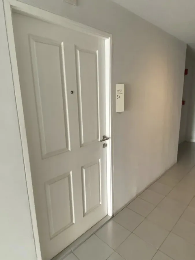 ขายคอนโด D condo รัตนาธิเบศร์ ห้องกั้นแยกอย่างดี มาพร้อมราคาสุดคุ้ม บอกเลยว่าห้ามพลาด