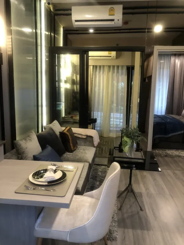 ขายดาวน์ ไอดีโอ รามคำแหง - ลำสาลี สเตชั่น 1 Bed Plus ……คุ้มมากกกกกกก พร้อมของแถมจัดเต็ม แบบนี้ต้องจอง