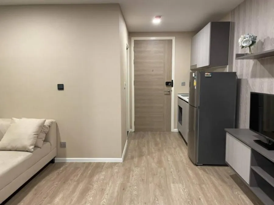 Condo for rent, Atmoz Ladprao 15, 6th floor, beautiful room, fully furnished. You can carry your bags in. Book now.