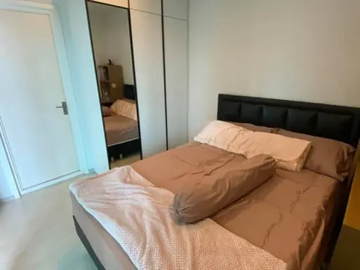 For rent The key sathorn ratchapruek, beautiful room, high floor, good leather sofa With built-in furniture. Book now.