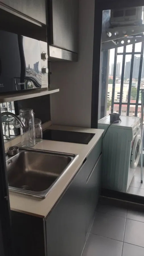 Condo for rent at Ideo Tha Phra Interchange Beautiful room, newly decorated, focusing on bright tones, comfortable living, you will regret it if you miss it.