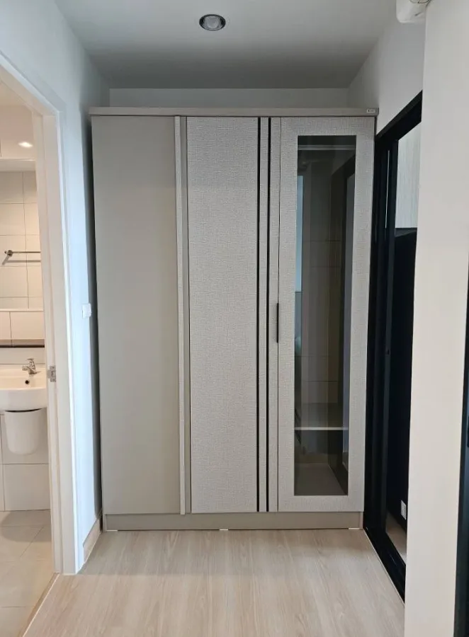 ให้เช่า Terra Residence ห้องใหญ่ ทิศเหนือวิวอุทยานป๋วยธรรมศาสตร์ กั้นกระจกบานสไลด์เป็นสัดส่วน จองเลย