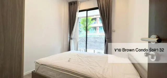 ขาย ให้เช่า บราวน์ คอนโด รัชดา 32 ห้องหัวมุม ห้องสวย 2นอน วิวสระว่ายน้ำ เฟอร์ครบ พร้อมเข้าอยู่ images
