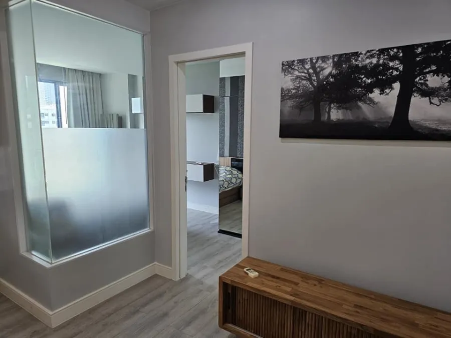 For rent: The Room Sukhumvit 62, bedrooms with awesome wallpaper. The view saw many shady trees. Let me tell you, you have to make a reservation.
