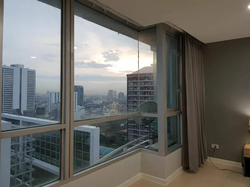 For Rent ให้เช่า "Noble House Phayathai"Large Studio 45 sq.m. 24fl.**Only 18,000 Baht**
