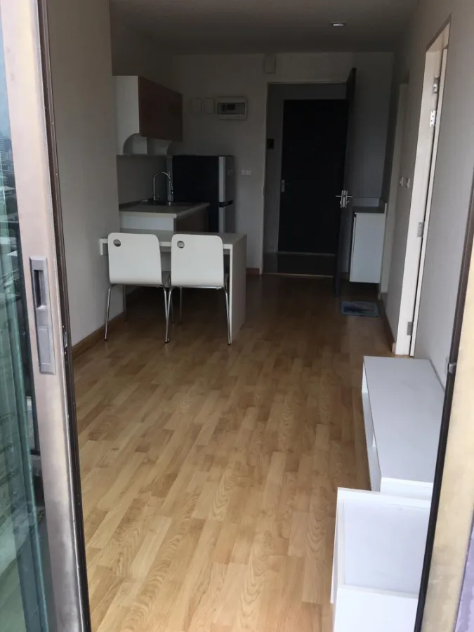 For rent, Casa Condo Asoke-Din Daeng, beautiful room, fully furnished, fully furnished and electrical appliances. Book now.