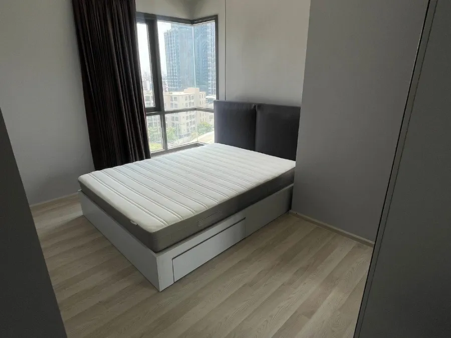 ขาย คอนโด เซ็นทริค รัชดา-ห้วยขวาง 2 ห้องนอน 2 ห้องน้ำ วิวสระว่ายน้ำ พร้อมอยู่ จองด่วนๆ