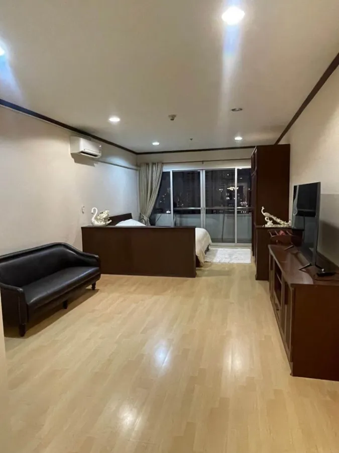 ให้เช่า เดอะ แพลทตินัม ชั้น 20 ห้องกว้าง สิ่งอำนวยความสะดวกครบครัน จองก่อนได้อยู่ก่อนเลยจ้า