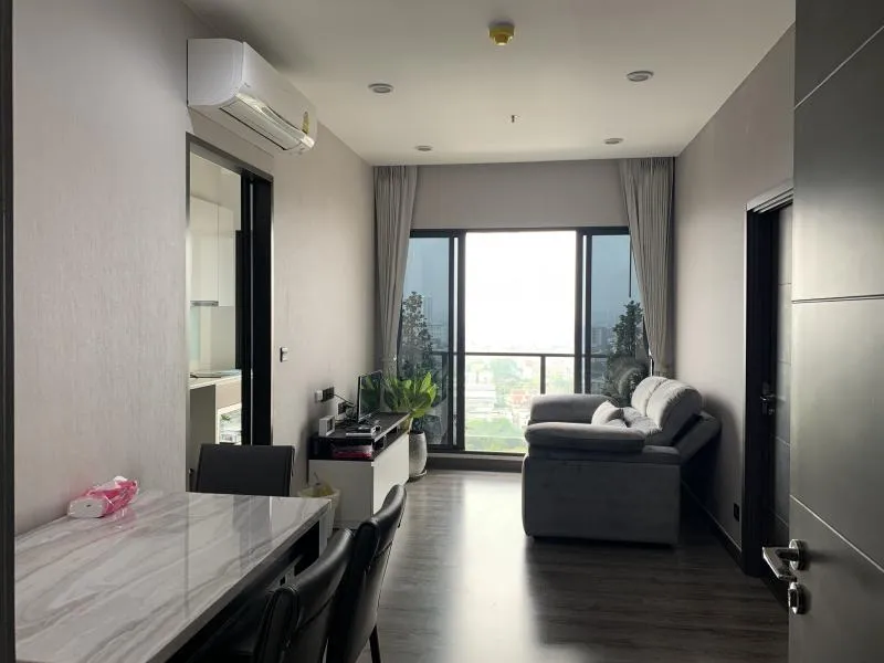 ขาย ให้เช่า Urbano Ratvithi ห้อง 2 Bedroom เฟอร์นิเจอร์ครบ โดยผู้เช่าสามารถ DIY แต่งห้องนอนได้ตามต้องการ