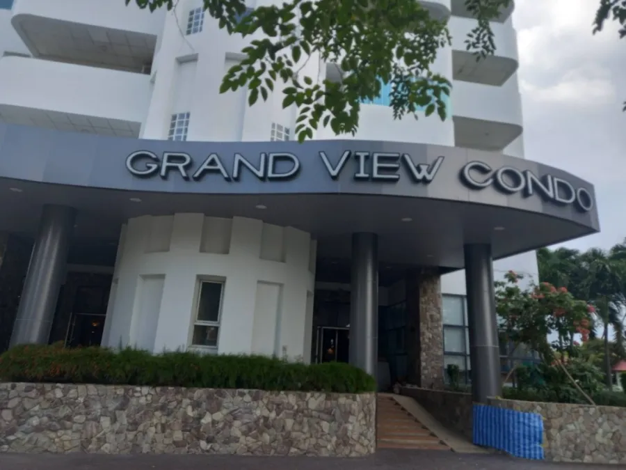 For rent, Grand View Condo Pattaya (Jomtien), spacious room, fully furnished, good price, good like this, book now.