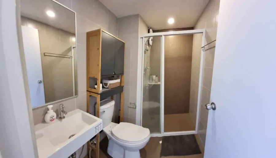 Condo for rent, Lumpini Ville Suksawat-Rama 2, 26th floor, city view, minimalist style room, book now.