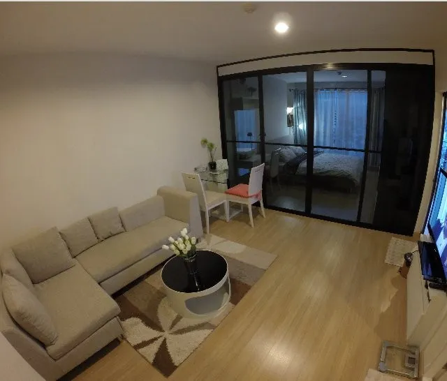 ขาย ให้เช่า คอนโด ไลฟ์ แอด ลาดพร้าว 18 ชั้นสูง วิวสวย ห้องตกแต่งครบครัน โซฟาตัวใหญ่นั่งสบาย สนใจจองเลย