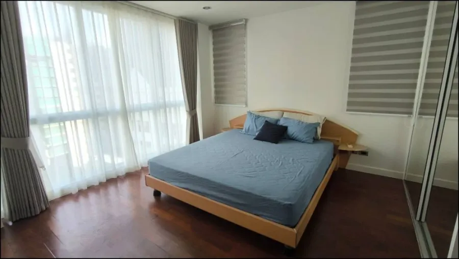 ให้เช่า บ้าน สิริ สีลม full furnished ห้องกว้างใหญ่ พื้นที่ใช้สอยเหลือๆ จองก่อนได้ก่อน