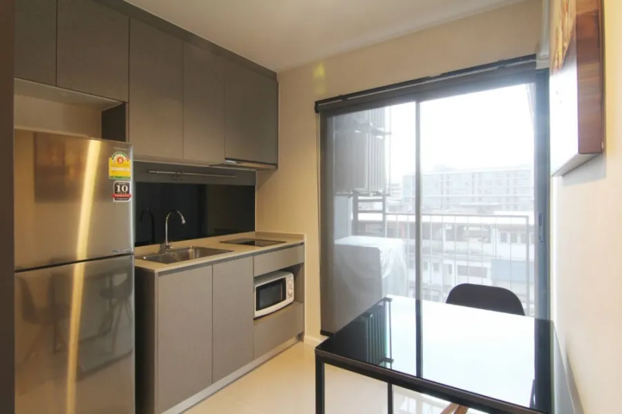 ให้เช่า คอนโด ไอดีโอ สุขุมวิท 93 ห้องไม่ร้อน เฟอร์นิเจอร์build in ราคาจับต้องได้ รีบเลย