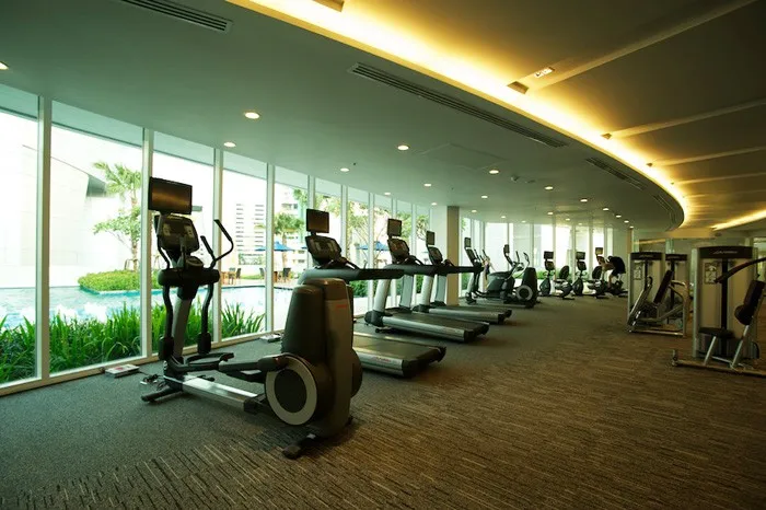 ขาย ให้เช่า คอนโด มิลเลนเนียม เรสซิเดนซ์ แอท สุขุมวิท 16 ชั้นสูง วิวสวย เฟอร์นิเจอร์ครบ ห้ามพลาด