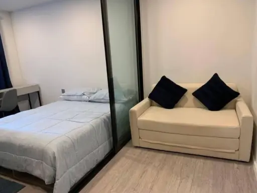 For rent: Cave Aew, opposite Thammasat University, Rangsit. Fully furnished. Just bring your own luggage and move in.