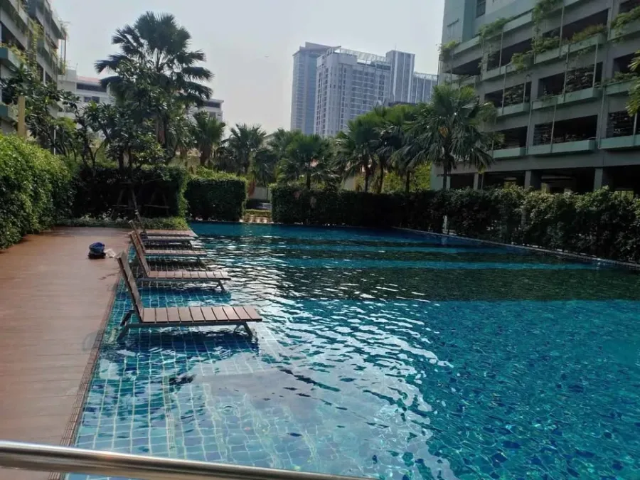 ให้เช่า Lumpini Park Rattanathibet-Ngamwongwan ชั้น 25 ชั้นสูงเห็นวิวสวน เฟอร์นิเจอร์และเครื่องใช้ไฟฟ้าครบ สามารถเข้าอยู่ได้เลย