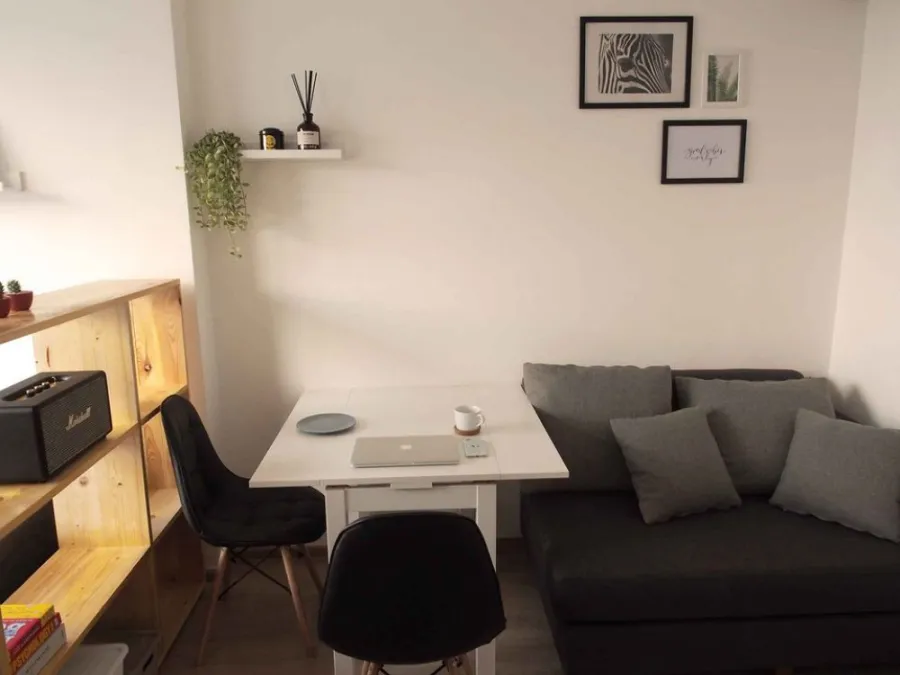 Ideo Q Chula–Samyan for rent, studio room, 14th floor, has a very beautiful city view. Furnished with luggage dragging in.