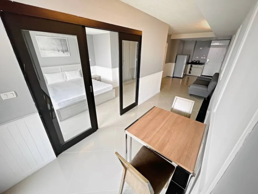 For rent!! Condo Waterford Sukhumvit 50, 6th floor, Building F, fully furnished. Ready to move in, book now!!
