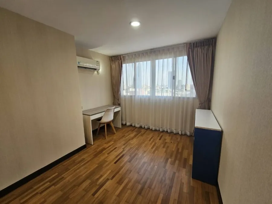 ขาย/ให้เช่า The Waterford Diamond Sukhumvit 30/1 ห้องใหญ่ พื้นที่ใช้สอยจุใจ สะดวกครบจบที่นี่ มาจองเลย อย่ารอช้า