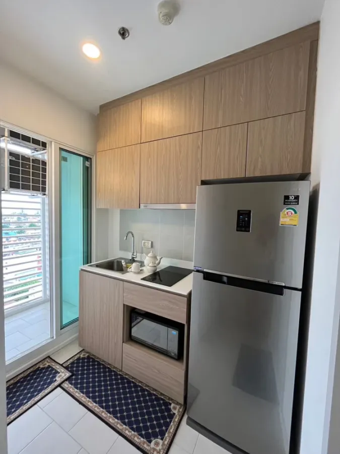 Urgent sale!! Condo De Lapis Charan 81, 21st floor, beautiful room, fully furnished, ready to move in. Reserve now!!