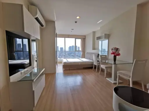 Condo for sale, Life @ Ladprao 18, fully furnished. Facilities with a very good view. Can't find it anymore. Book now.