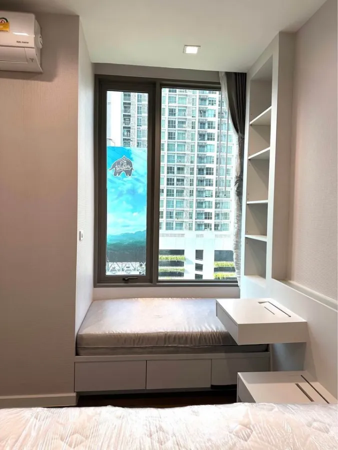 For sale and rent, Naranine, great built-in room, very livable, premium grade furniture. You can just come in and stay.