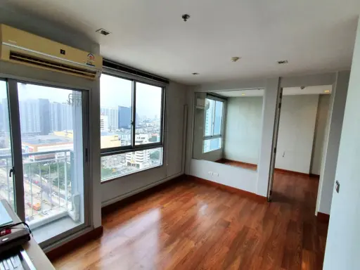 Empty room for sale, The Parkland Ratchada-Thapra, very nice looking room, lots of usable space Get a beautiful city view, good price, book now. images