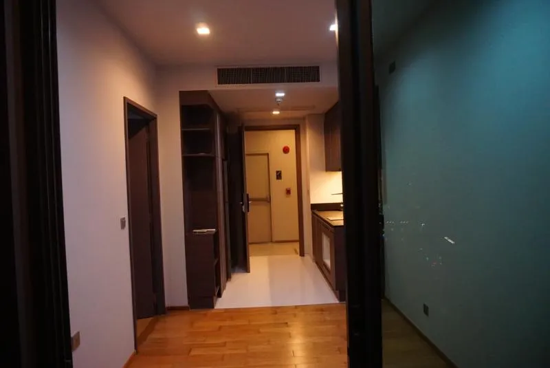 - For Sale - Condo Keyne by Sansiri, clean new room, luxury style, gold location, but friendly price Hurry to become the owner