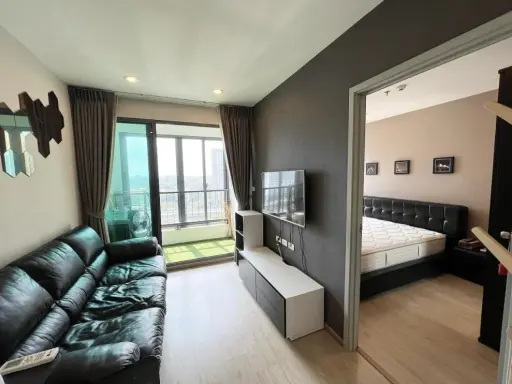 Urgent sale, Condo Ideo Wutthakat, ready to move in, 14th floor, good view, reasonable price, come and own it today.