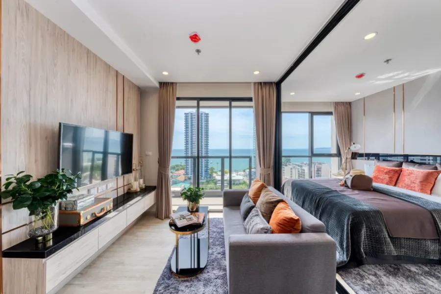 For rent PANORA PATTAYA, one-bedroom room, Sea view, can see the sea from the bedroom, don't miss it.