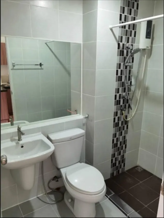 Condo for rent, 624 Condolette Ratchada 36, studio room, 2nd floor, not very high, comes at a very cute price. Don't be afraid to make a reservation.