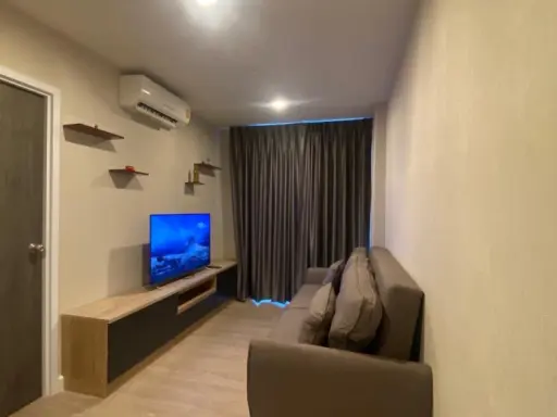 Urgent to rent a condo by the river. Very nice. Very good atmosphere. If interested, book now at Metro luxe Riverfront condo.