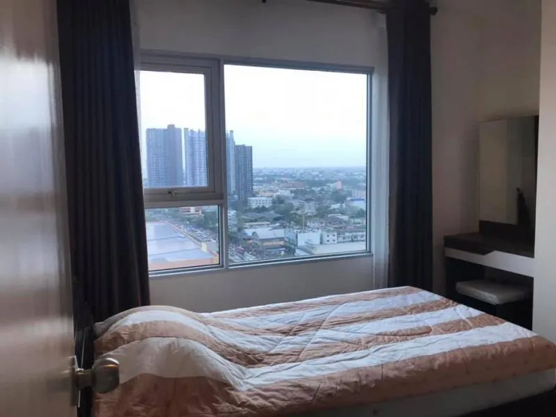 ห้องมุมจ้าา ให้เช่าคอนโด Aspire สาทร-ท่าพระ 2ห้องนอน เฟอร์แน่น เครื่องใช้ไฟฟ้าครบ จบที่ห้องเดียว