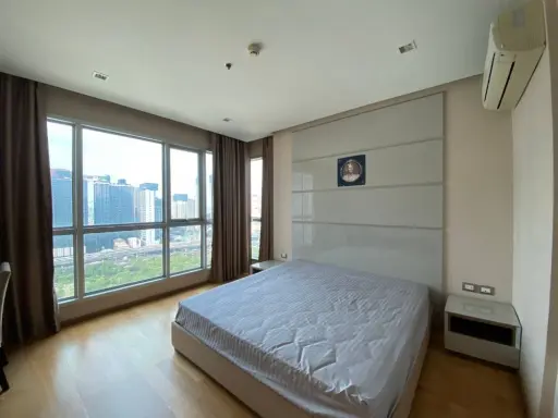For rent!! Condo The Address Asoke, size 2 bedrooms, 27th floor, fully furnished. Ready to move in, book now!!