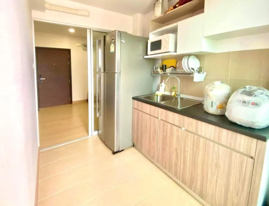 Urgent sale!! Supalai Park Condo, Talat Phlu Station, well decorated, fully furnished, good price, ready to move in!!