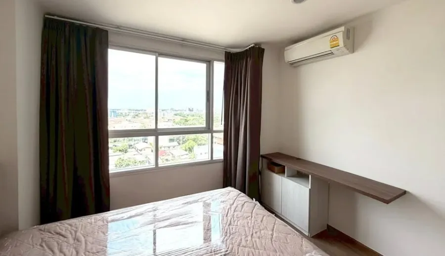 Selling U Delight @ HuaMak Station, north-facing unit in a great location. Fully furnished. Book now!