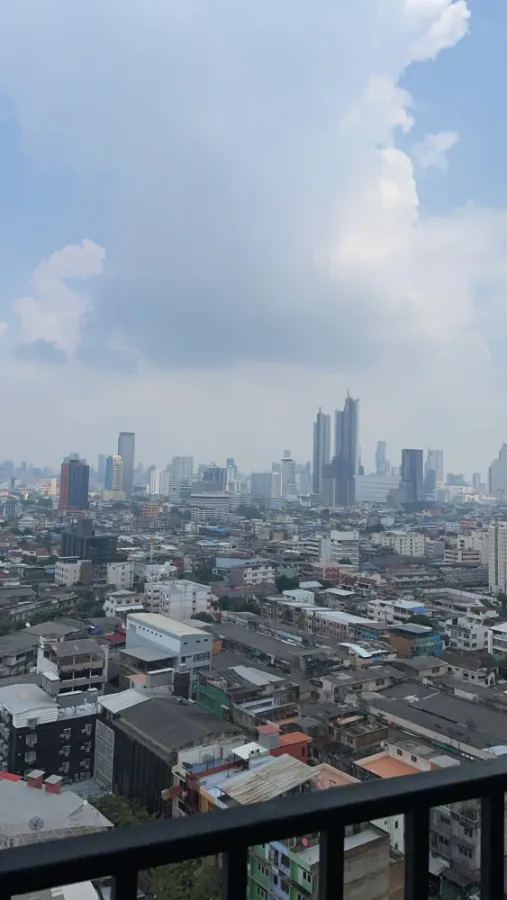 ให้เช่าSupalai Loft Prajadhipok-Wongwian Yaiวิวสวย ถึงสวยมาก วิววัดพระแก้วและ Icon Siam ห้องมุม ชั้น 18 มาจองเลย