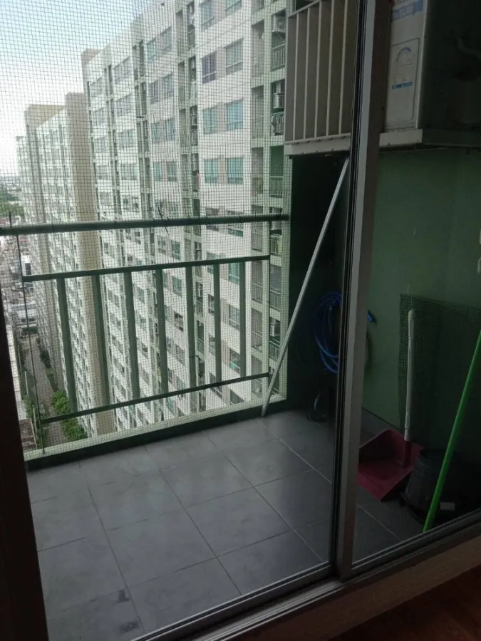 Condo for sale Lumpini Park Phetkasem 98, fully furnished, south facing, room not hot, you can reserve now.
