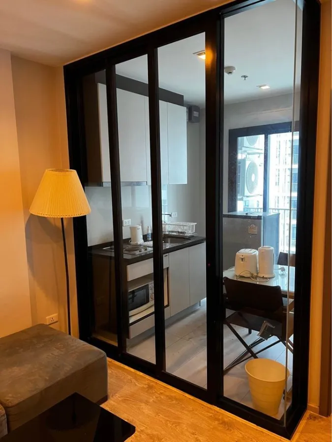 For sale: The Base Pattaya Central (Pattaya Central) fully furnished, balcony with good ventilation and clear view, book now!