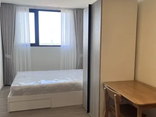 Condo for rent immediately! The Origin Sukhumvit-Praksa, 20th floor, city view, fully furnished with appliances. Book now, don't delay!