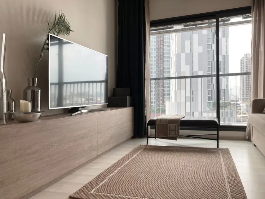ขาย ให้เช่า Life สุขุมวิท 48 ชั้น 9 ห้องกว้างสุดๆ ตกแต่งด้วยเฟอร์นิเจอร์อย่างดี ไม่จองไม่ได้แล้ว