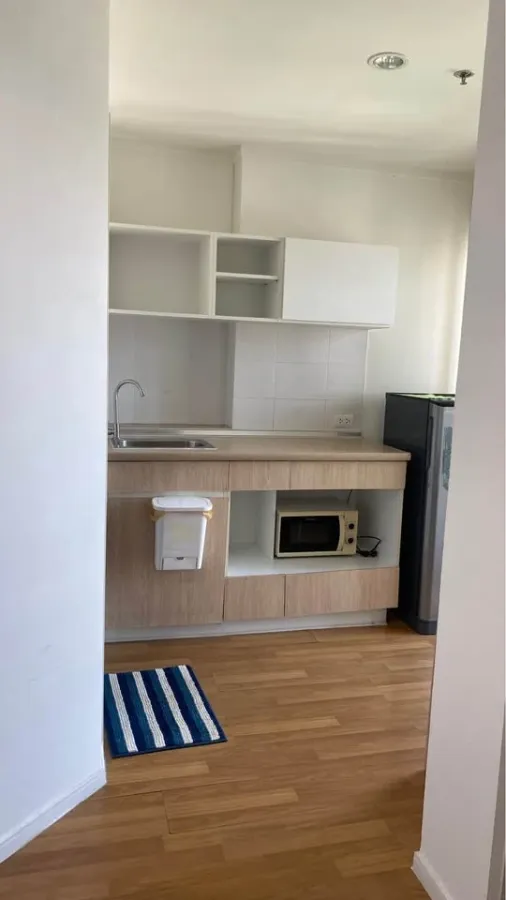 For rent: Lumpini Park Rama 9-Ratchada, Building B, 16th floor, 26 sq.m., city view, fully furnished. Highly recommended!
