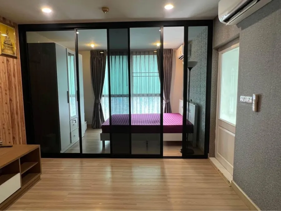 ขาย คอนโด เดอะนิช ซิตี้ ลาดพร้าว 130 ตกแต่งวอลเปเปอร์ ชั้น 8 กว้าง จองเลย เดี๋ยวจะหลุดมือ