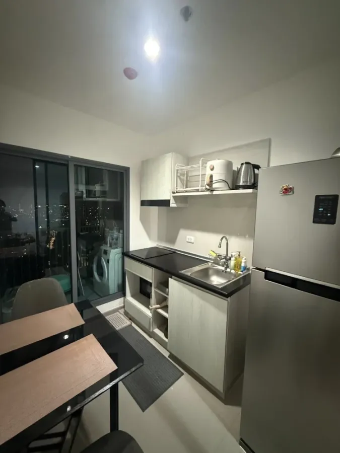 ขาย Aspire Sathorn-Ratchaphruek ห้องชั้นสูง เฟอร์พร้อม กว้างขวาง จองเลยก่อนพลาด