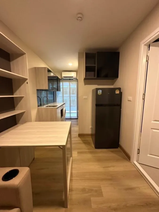 For rent: The Indy Condo, Amata, pool and garden view room, good atmosphere, not hot, open view, not blocked by buildings, view from both the bedroom